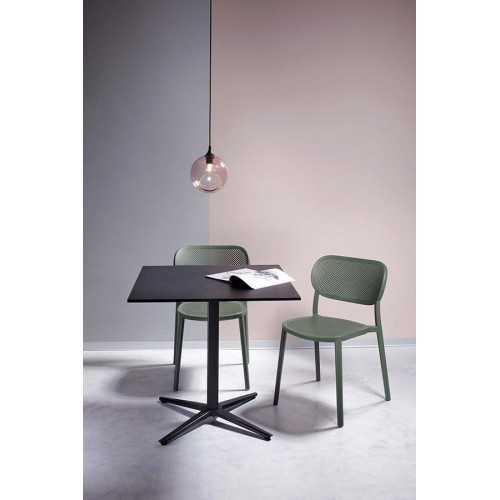 Nuta Stackable Polypropylene Chair | Mestucò